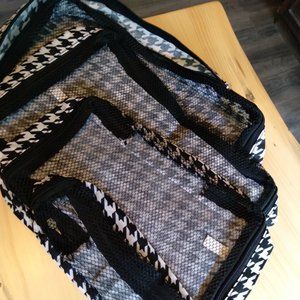 Houndstooth print travel bags. 4-piece set. Never used 2/$12